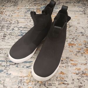 Water proof chelsea boots